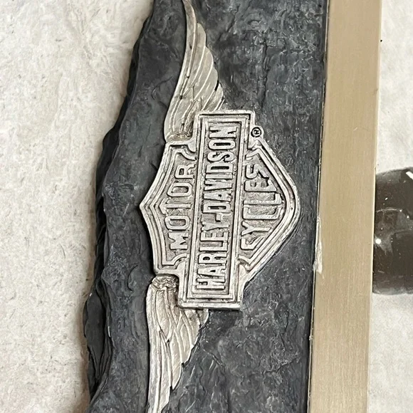 2004 Hallmark Authentic Harley Davidson Photo Frame Metal & Stone Slate 4x6 - Picture 3 of 4